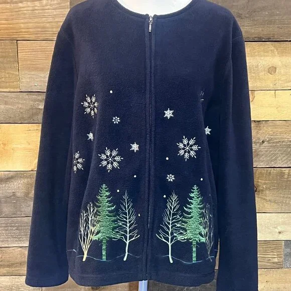 Croft & Barrow Fleece Navy Zip Up Jacket Christmas Theme Trees/Snowflakes Large - Picture 1 of 10